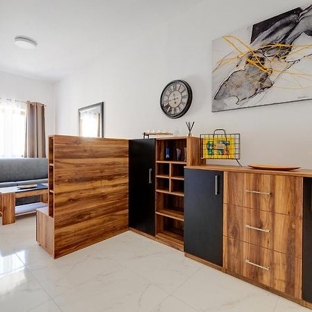 Idyllic Apartment Steps From The Promenade Sliema Exteriér fotografie