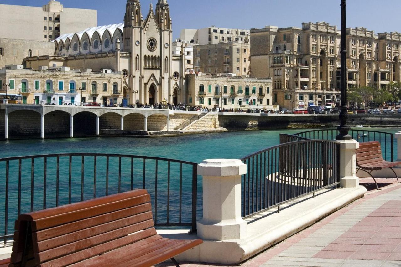 Idyllic Apartment Steps From The Promenade Sliema Exteriér fotografie